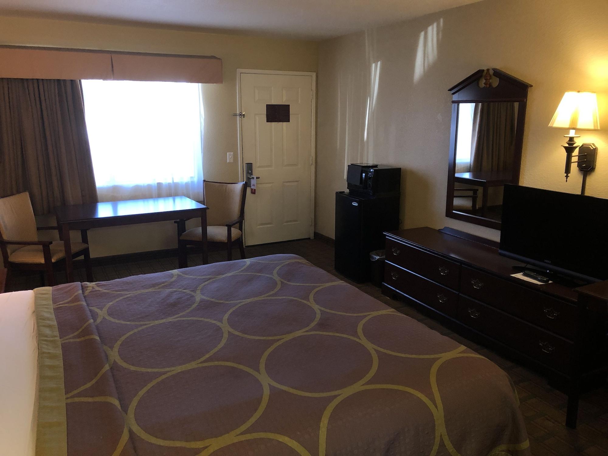 Motel Super 8 By Wyndham Corning Exterior foto