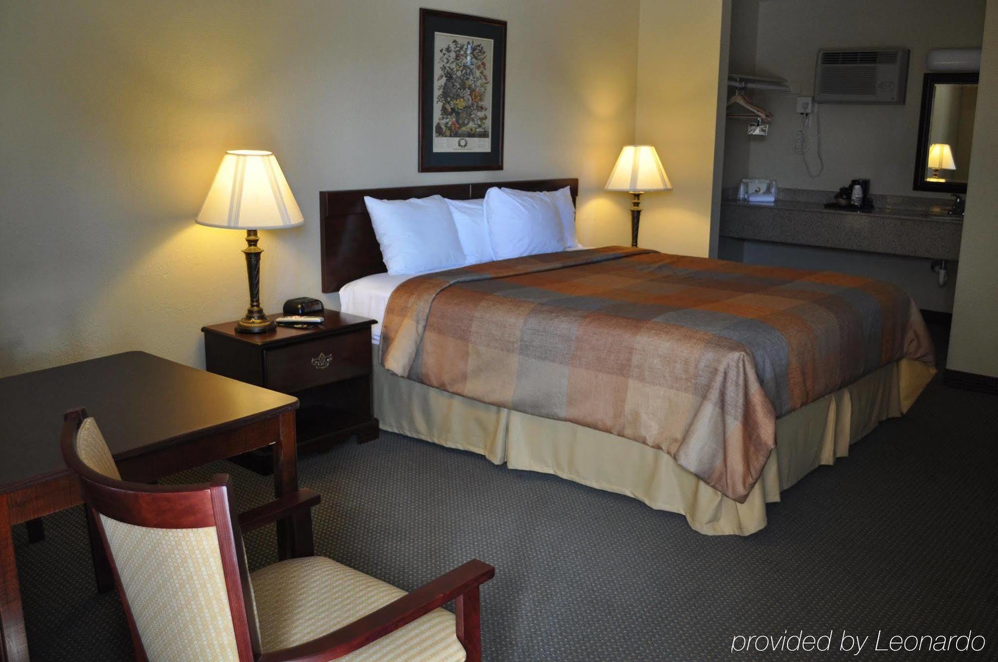 Motel Super 8 By Wyndham Corning Habitación foto